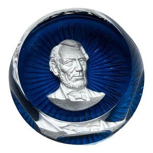 1975 Baccarat Franklin Mint Sulphide Cameo Paperweight - Abraham Lincoln